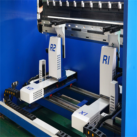 झुकने वाली मशीन AMUDA 130T-4000 सीएनसी हाइड्रोलिक प्रेस ब्रेक झुकने मशीन Delem DADA66T और ISO के साथ