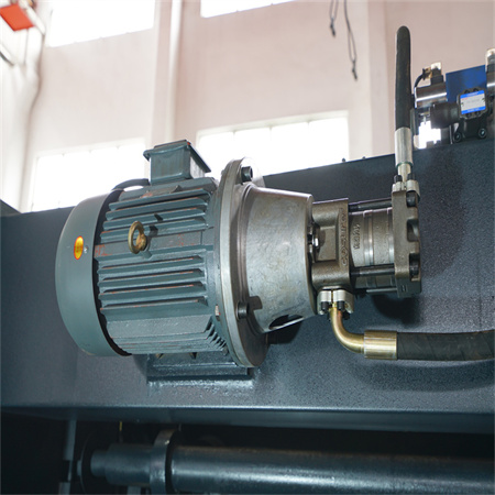 उच्च गुणवत्ता सीएनसी हाइड्रोलिक झुकने मशीन / फ्लैट मरने काटने के लिए प्रेस ब्रेक मशीन