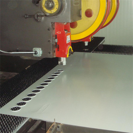 मशीनरी अनुकूलित पंच उपकरण धातु शीट प्रेस मशीन पंचिंग