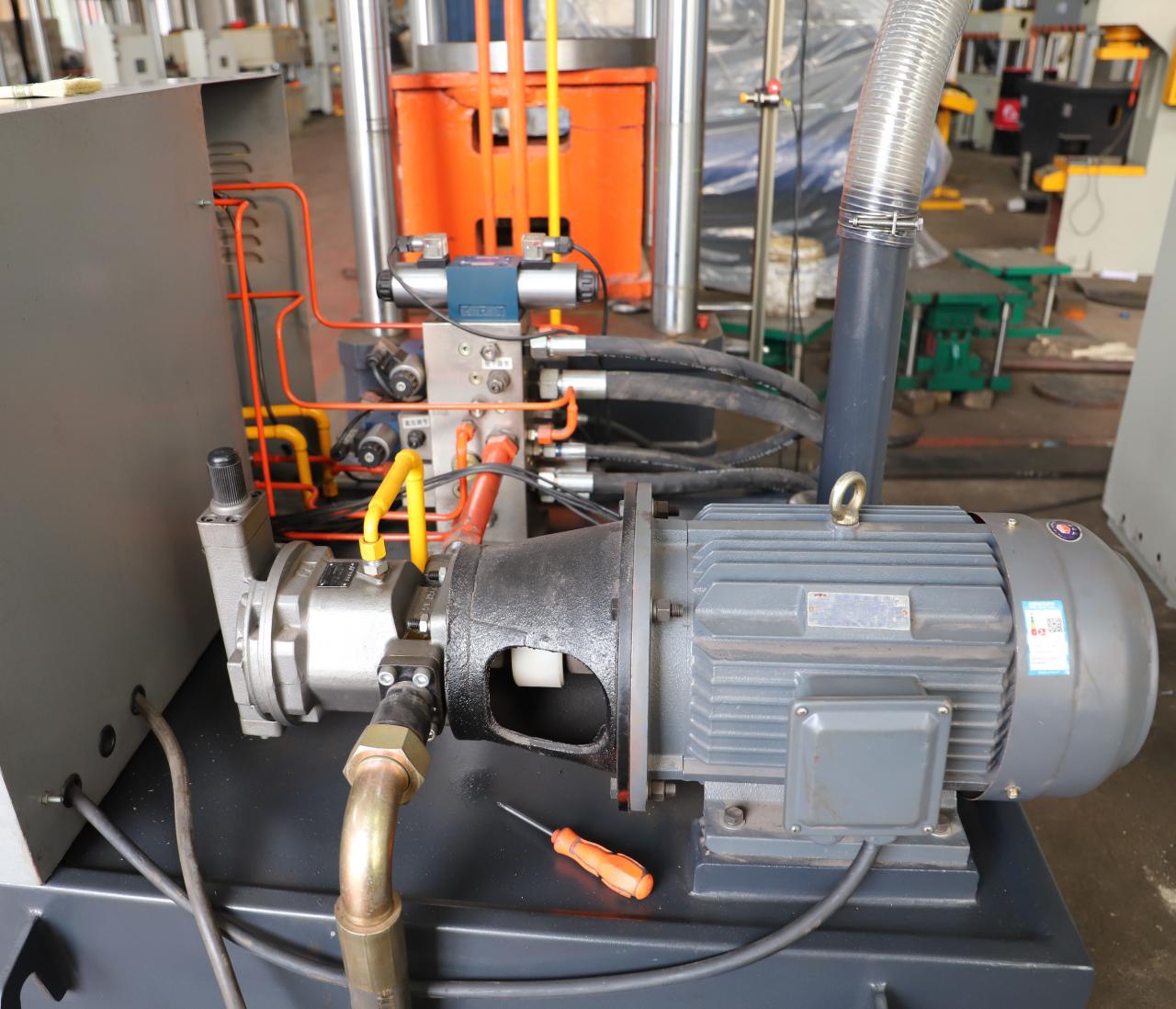 हॉट प्लेट हाइड्रोफॉर्मिंग 100 टन स्टैम्पिंग मशीन हाइड्रोलिक प्रेस मशीन